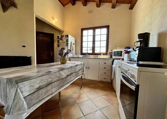 Maison 4 Pieces 7 Couchages Saint Pierre D'oleron Spo000-136 *